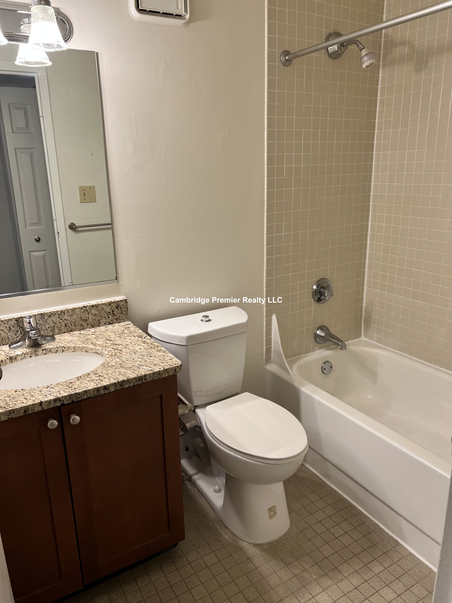 10 Magazine St, Central Square