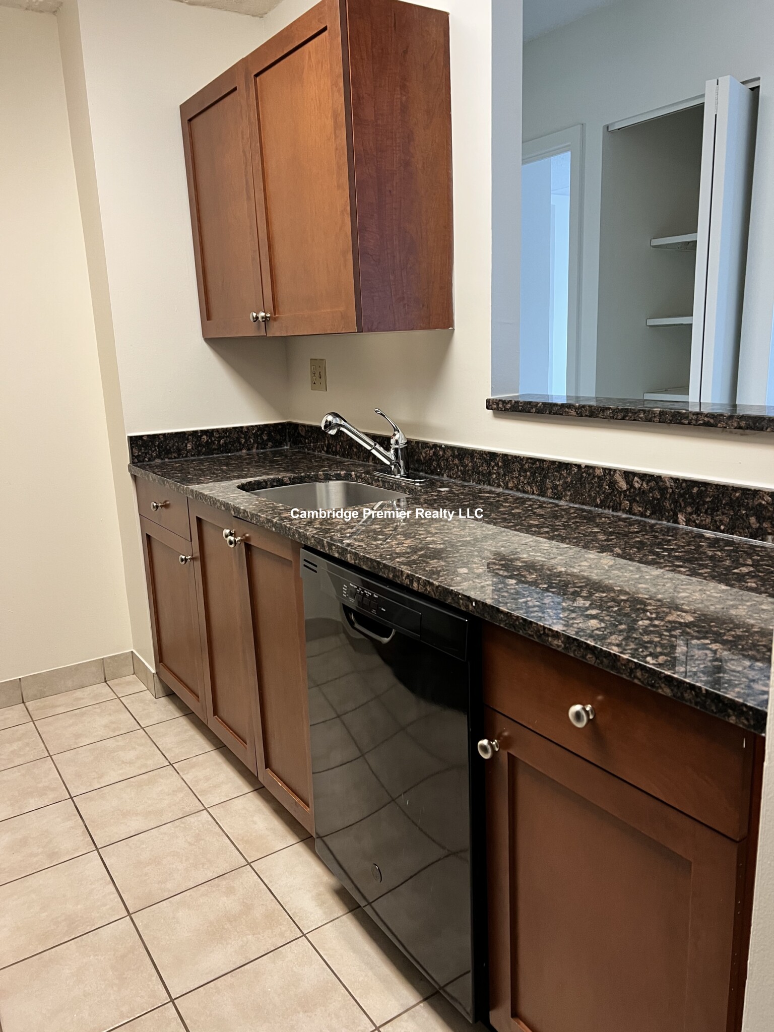 10 Magazine St, Central Square