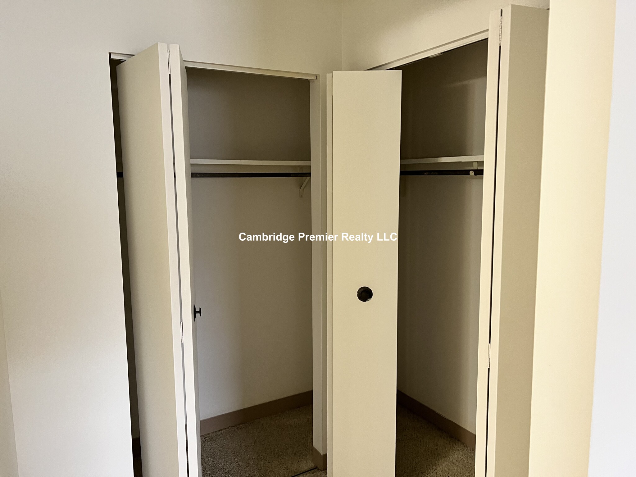 10 Magazine St, Central Square