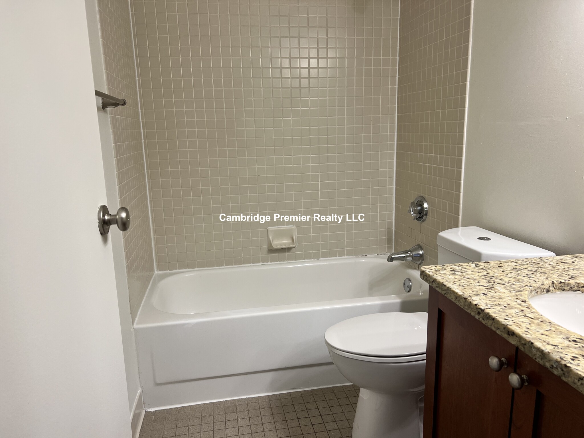 10 Magazine St, Central Square