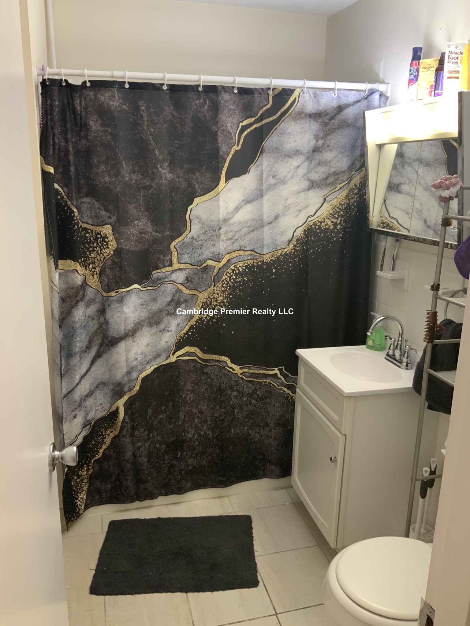 90 Gardner St, Allston