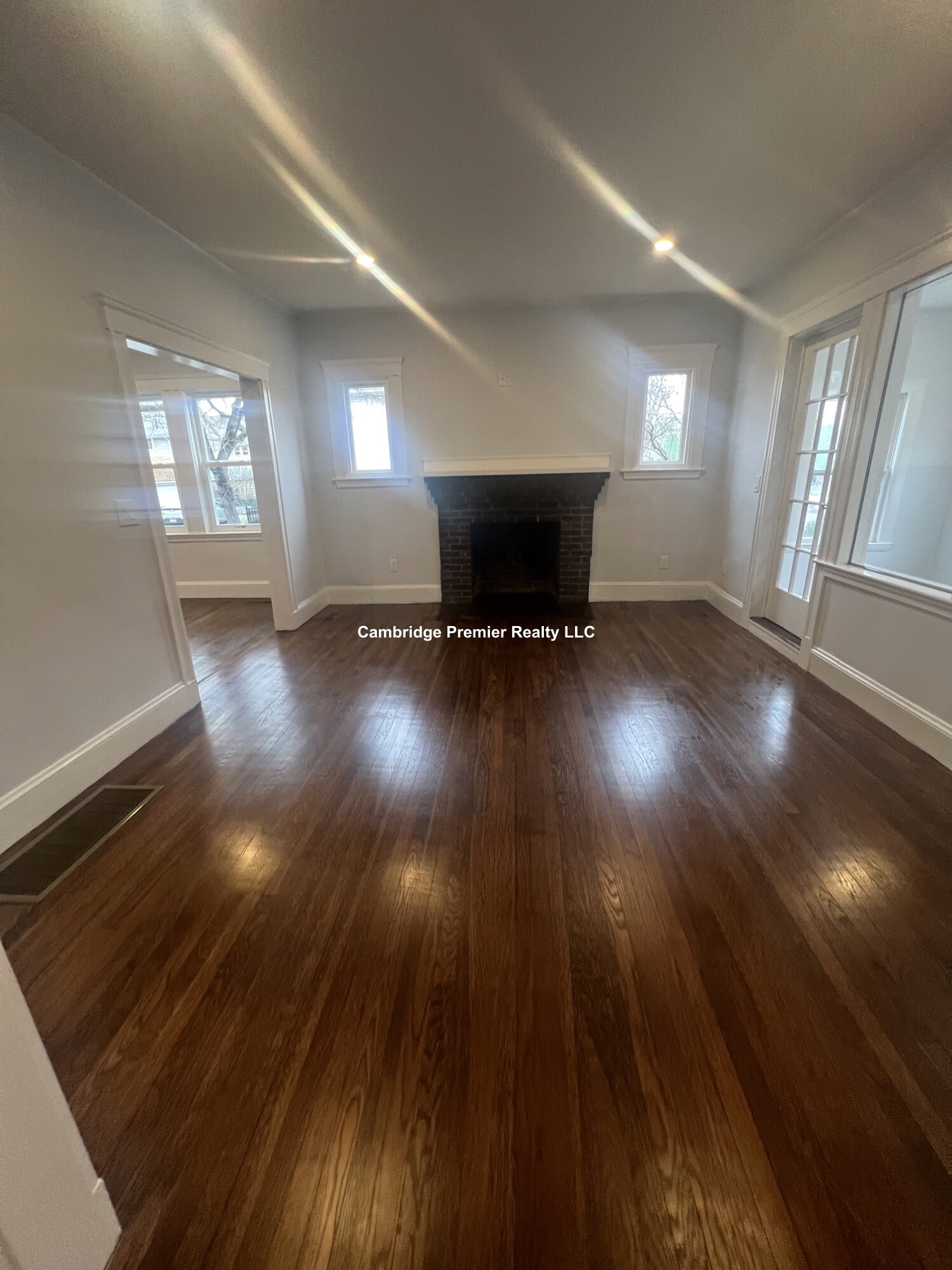 38 Foster St, Arlington