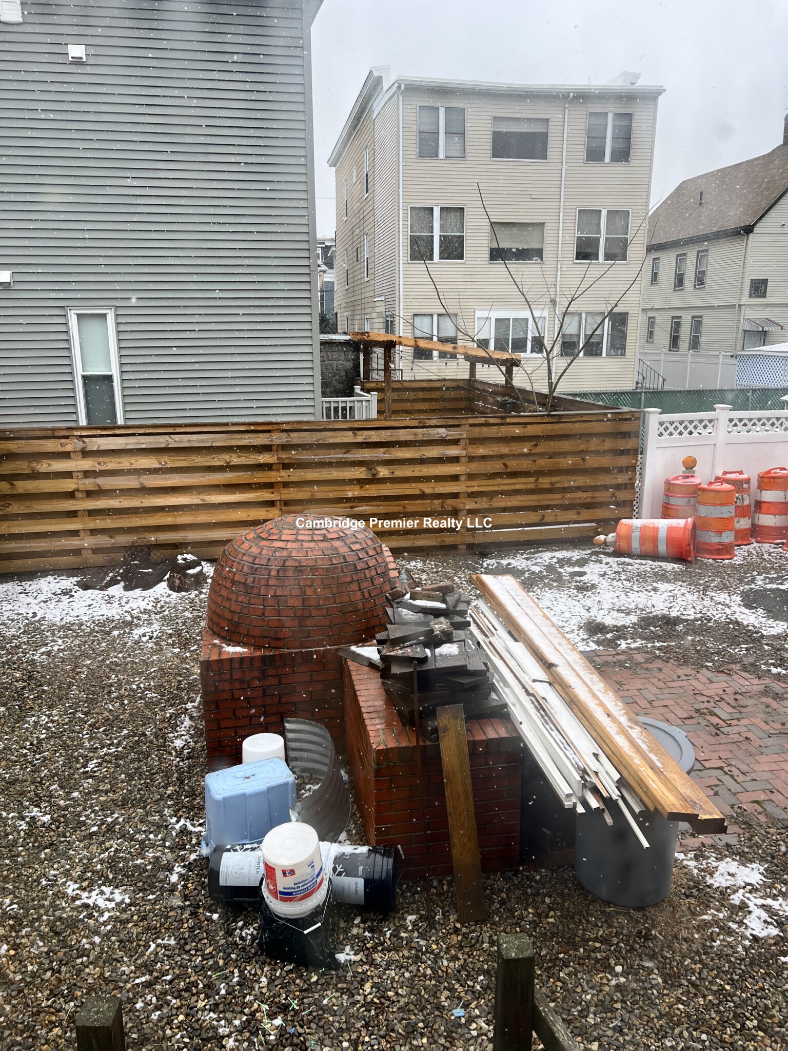 374 Highland Ave, Davis Square