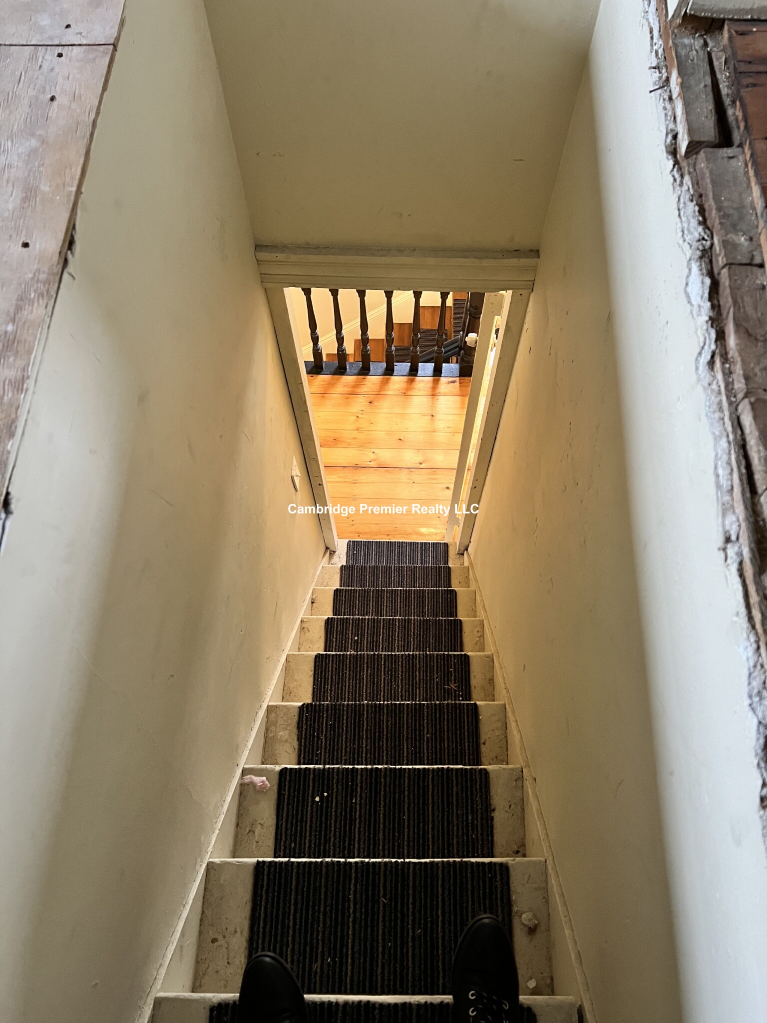 374 Highland Ave, Davis Square