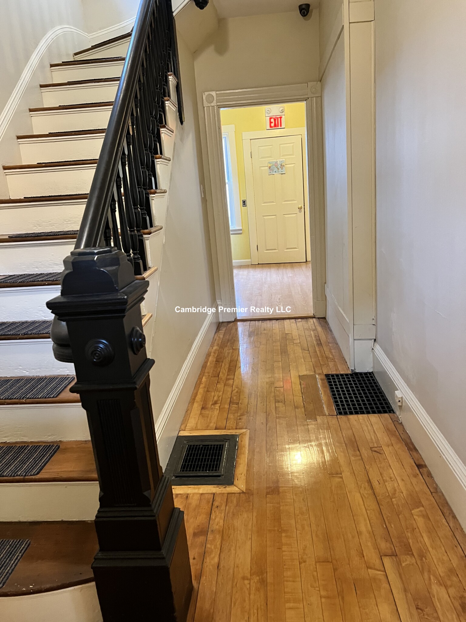 374 Highland Ave, Davis Square