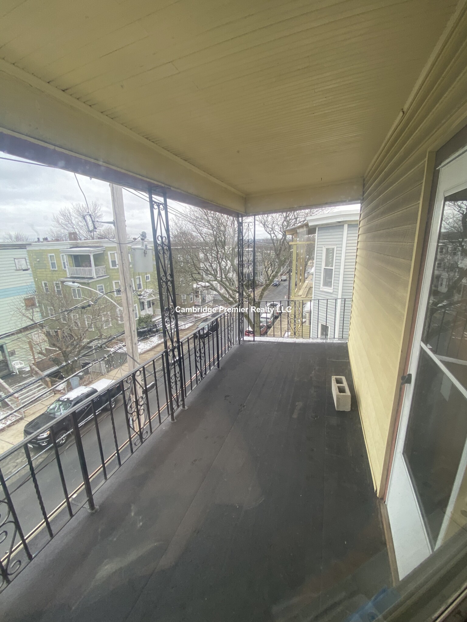 59 Conwell Ave, Teele Square