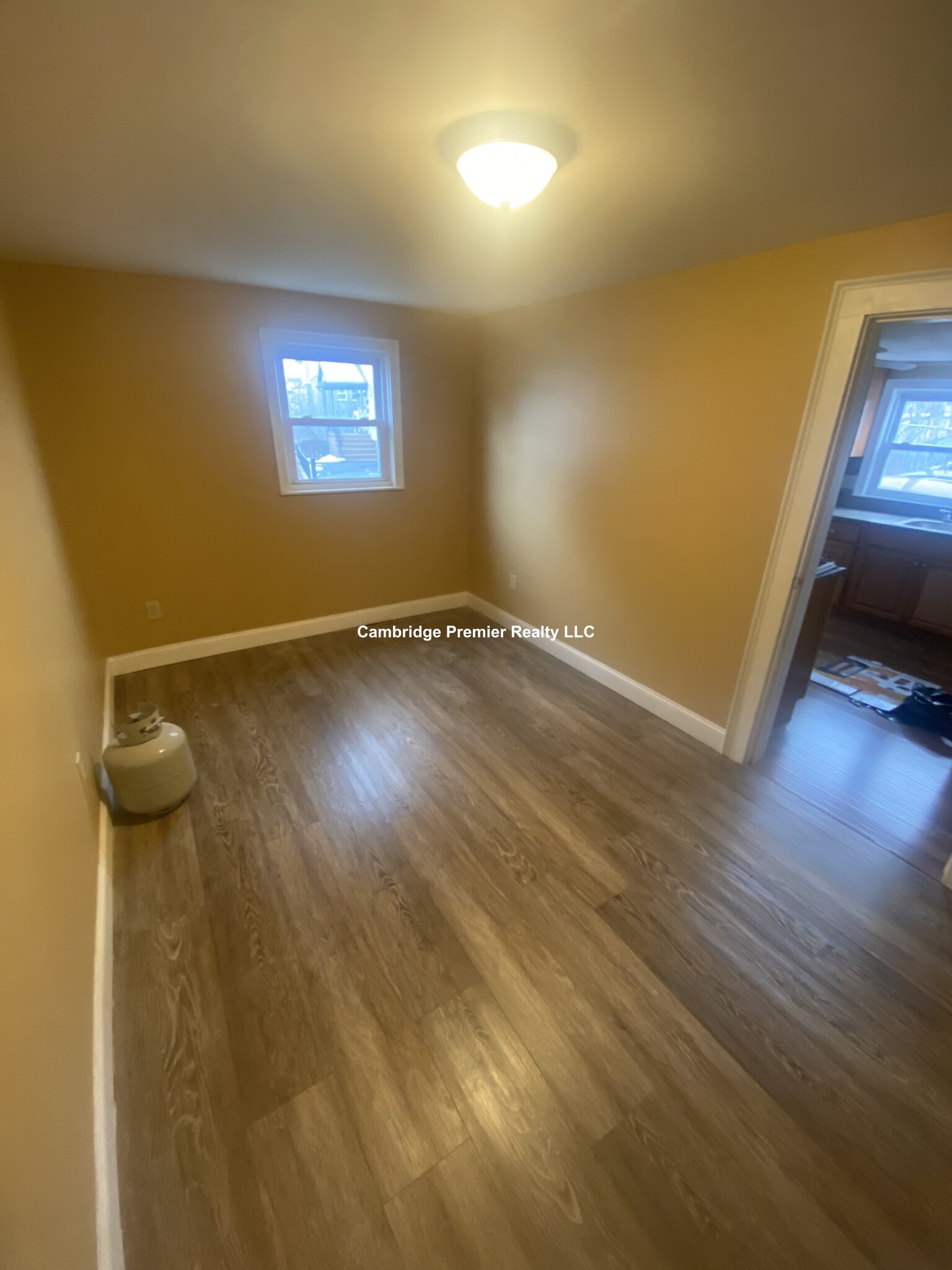 278 Lowell St, Magoun Square