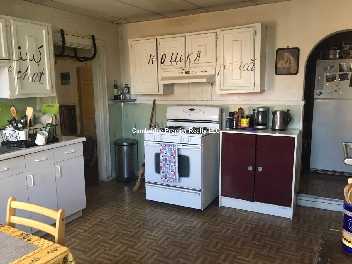 427 Medford St, Winter Hill