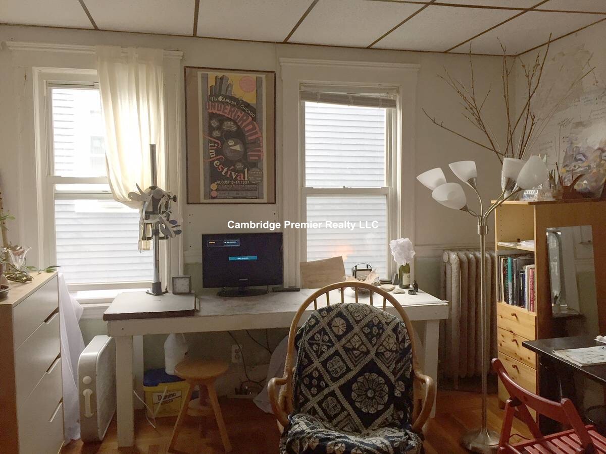 427 Medford St, Winter Hill