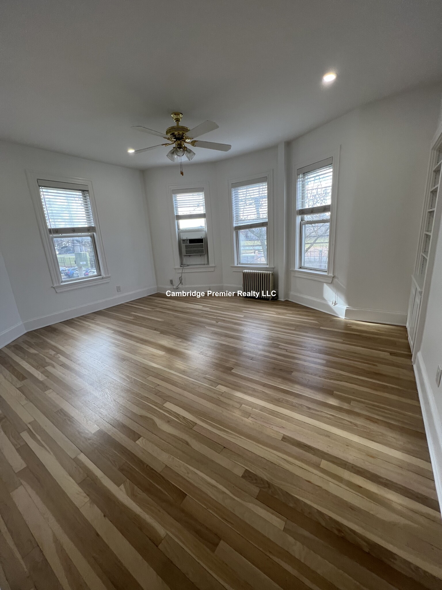 94 Berkshire St, East Cambridge