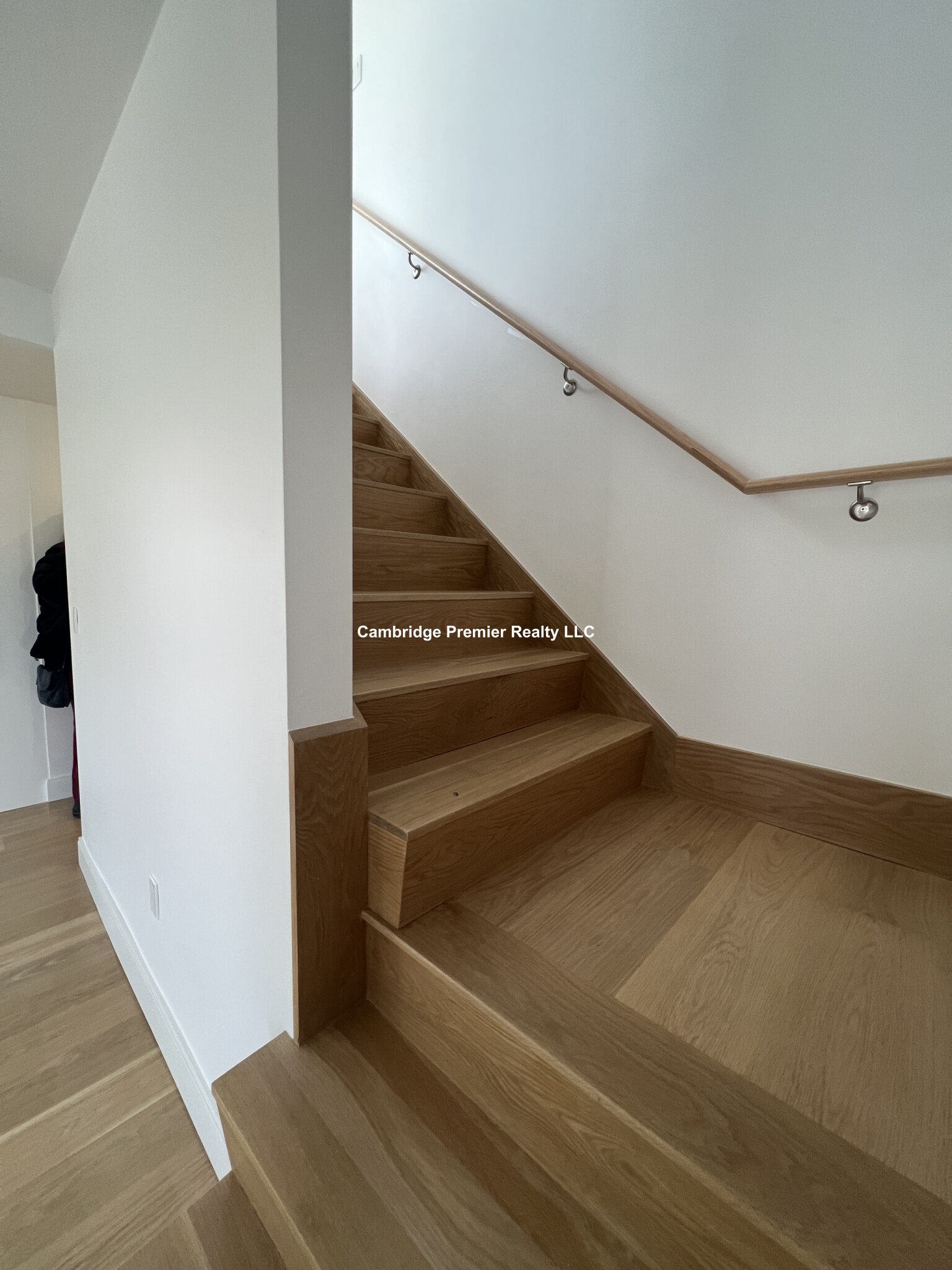 12 Copley St, Neighborhood Nine