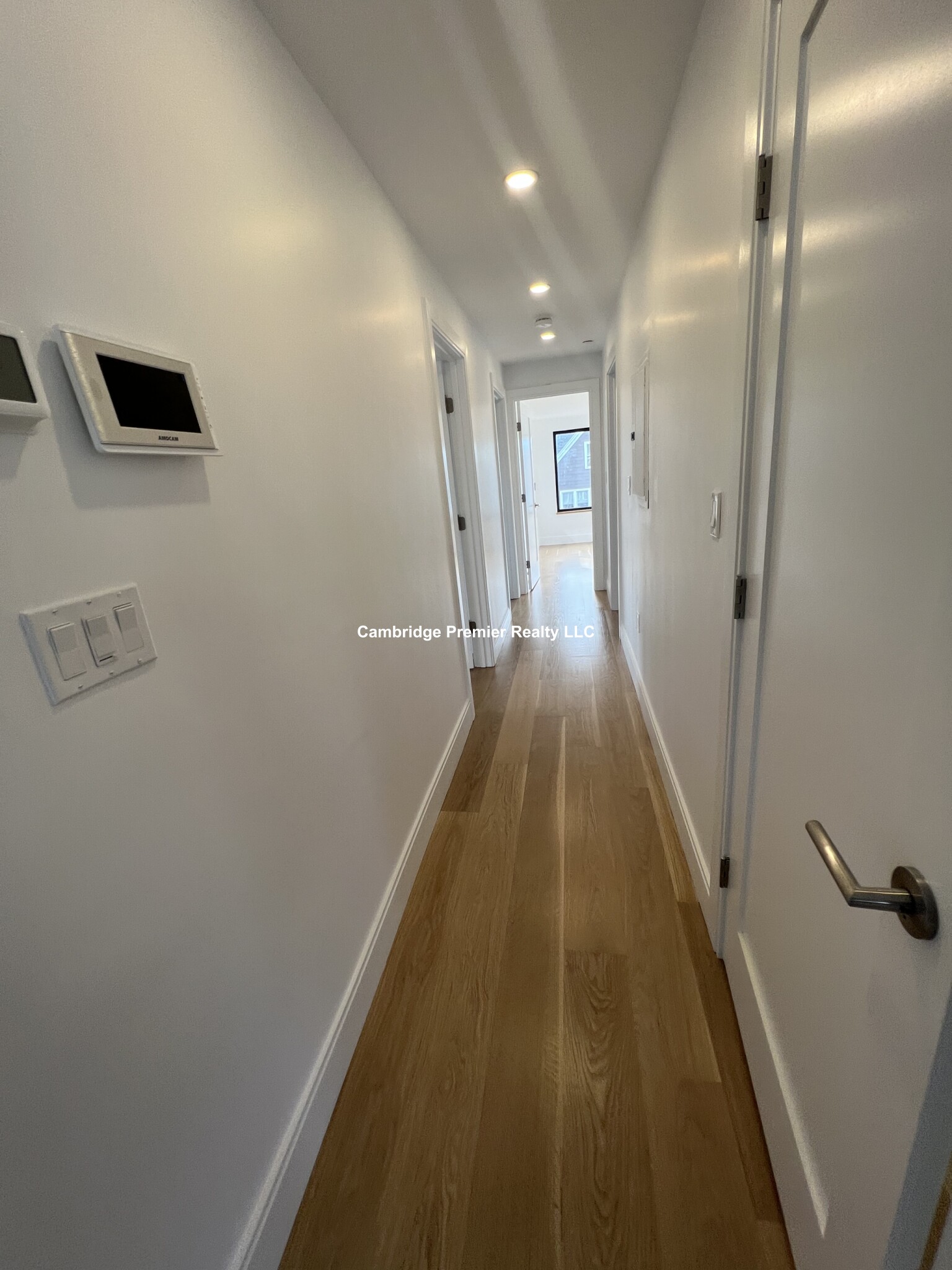 12 Copley St, Neighborhood Nine