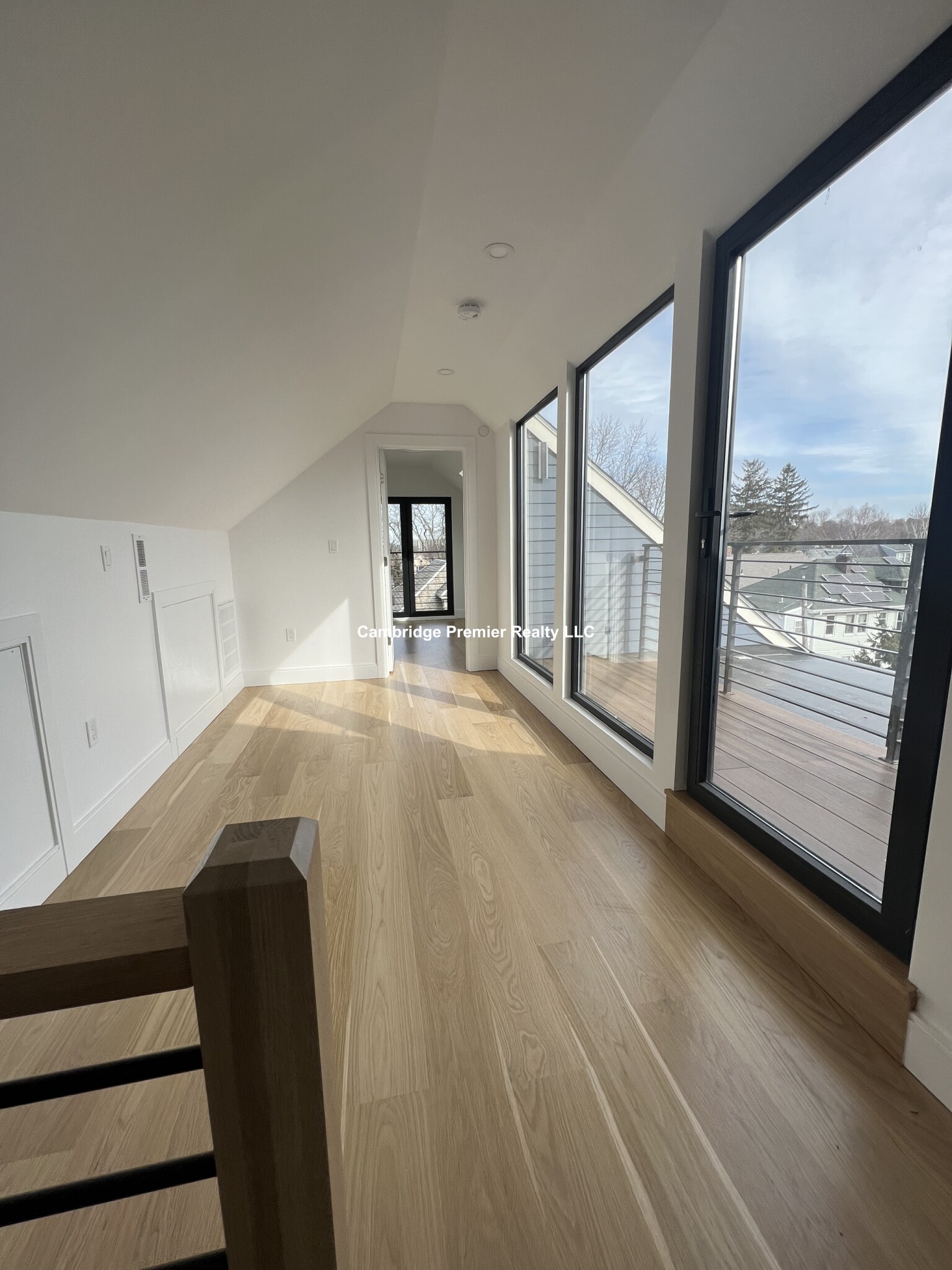 12 Copley St, Neighborhood Nine