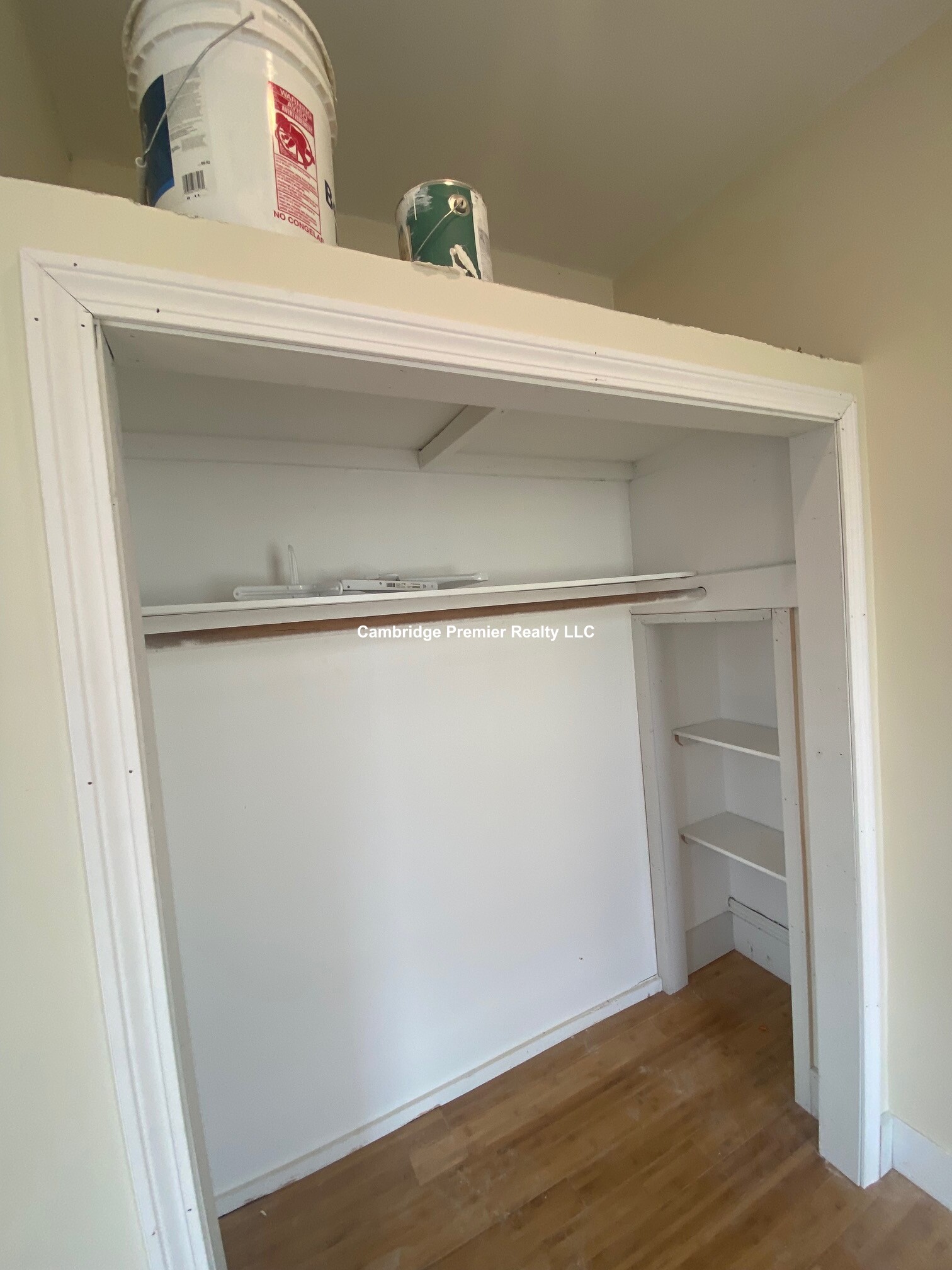 19 Cameron Ave, Davis Square