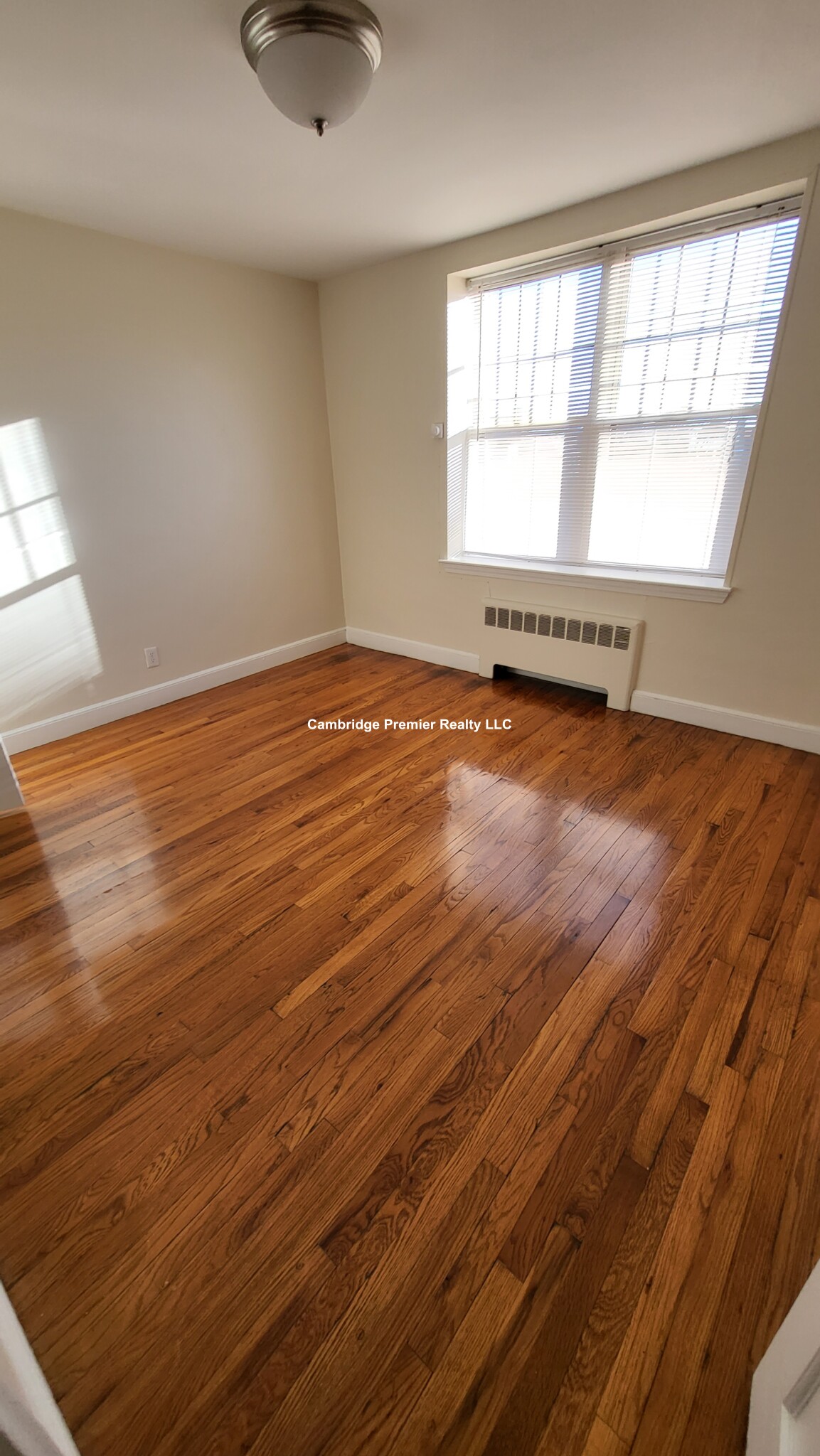 260 Harvard St, Mid Cambridge