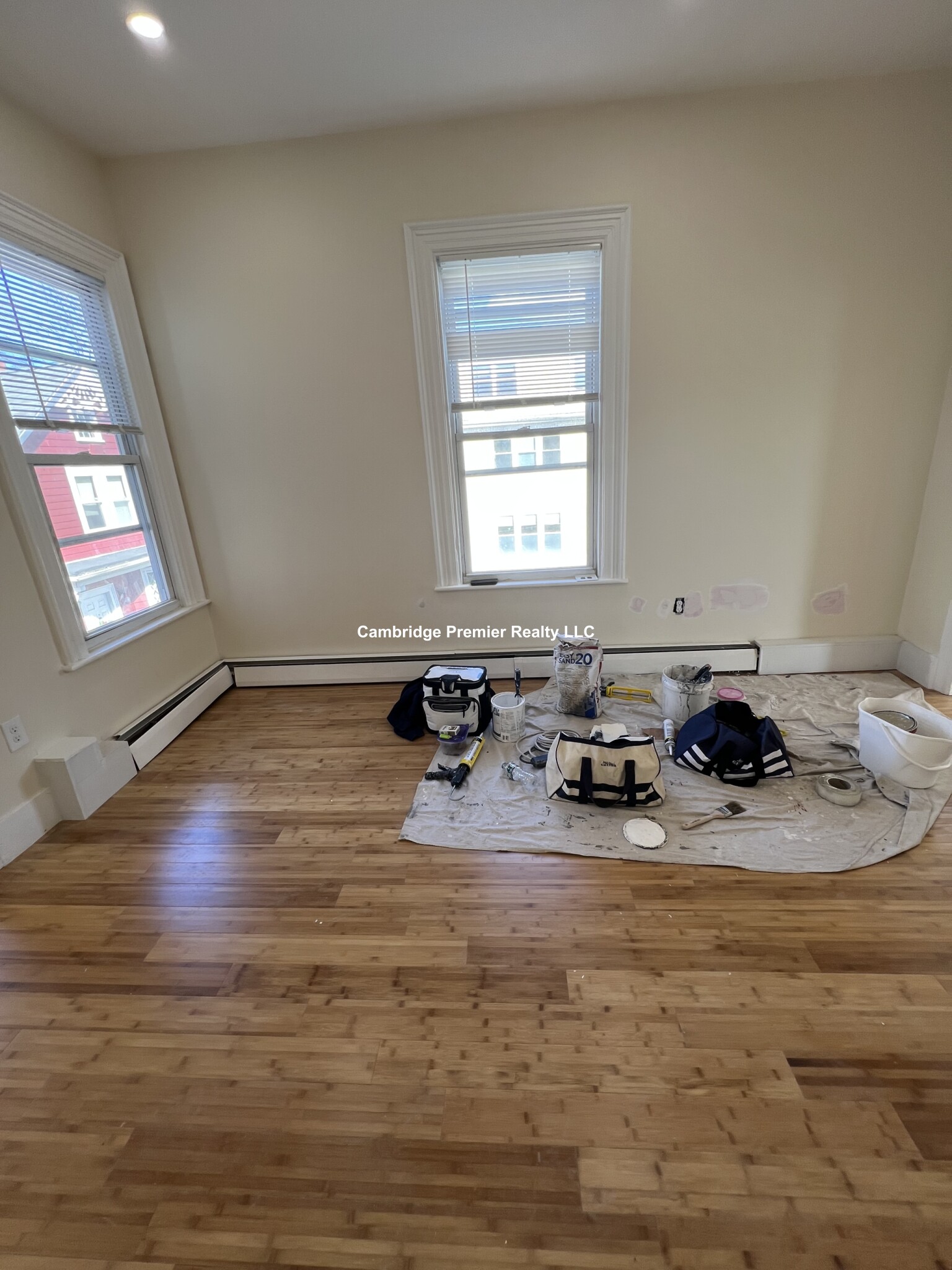 19 Cameron Ave, Davis Square