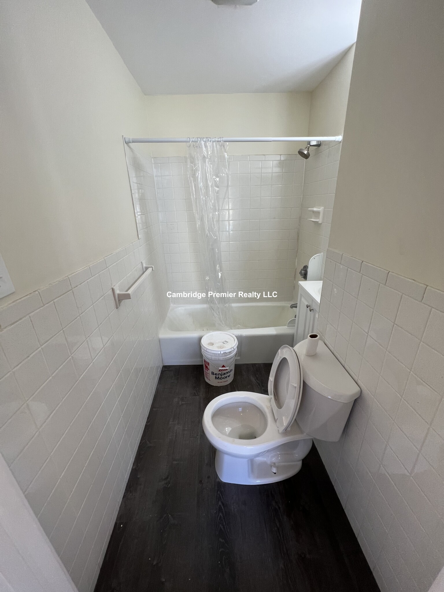 19 Cameron Ave, Davis Square