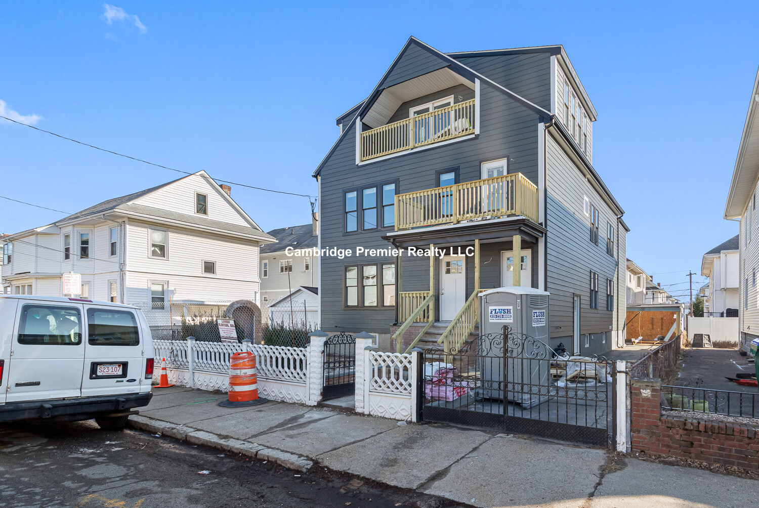 43 Wright Ave, Medford