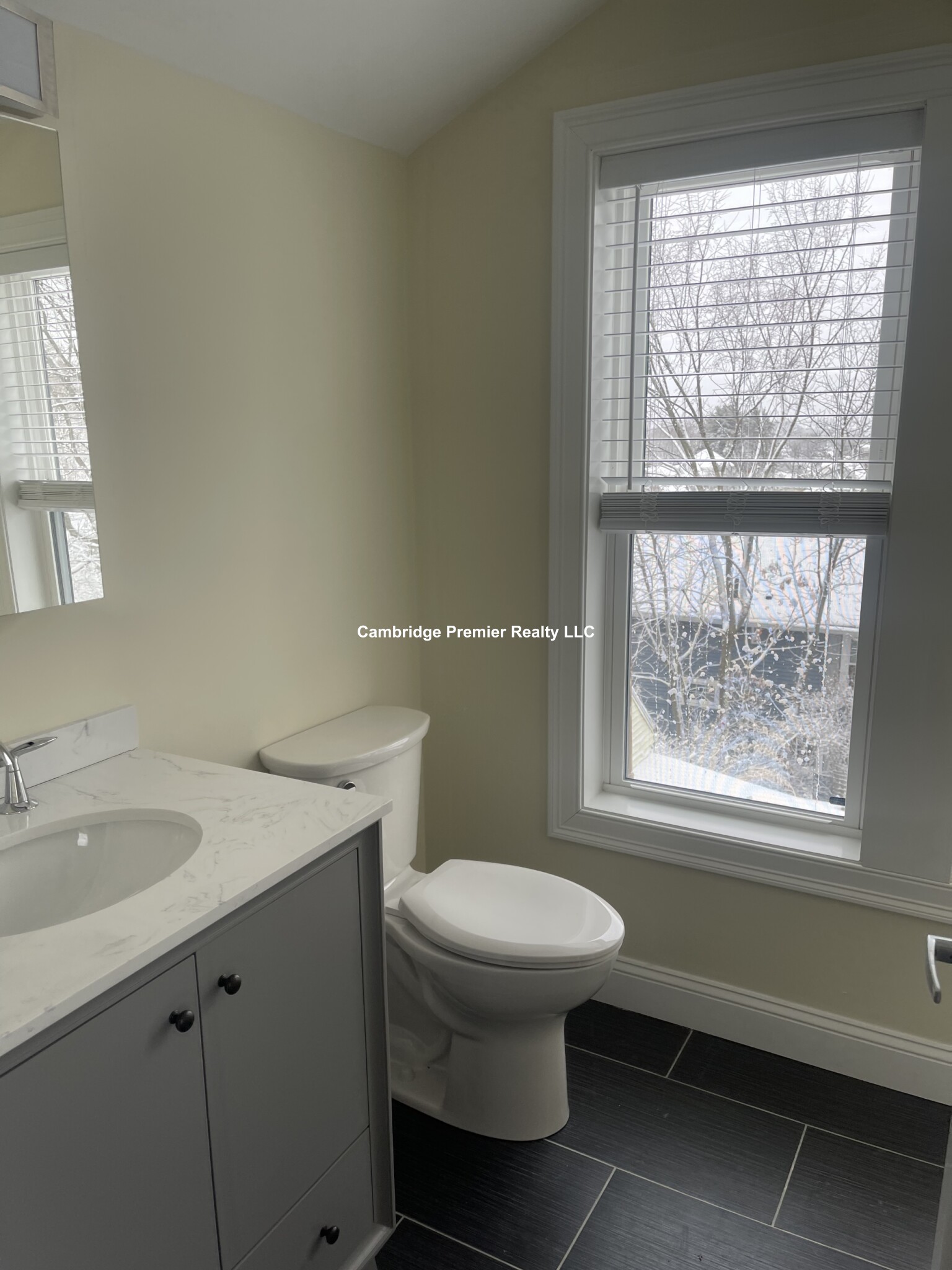 232 Fulton St, Medford