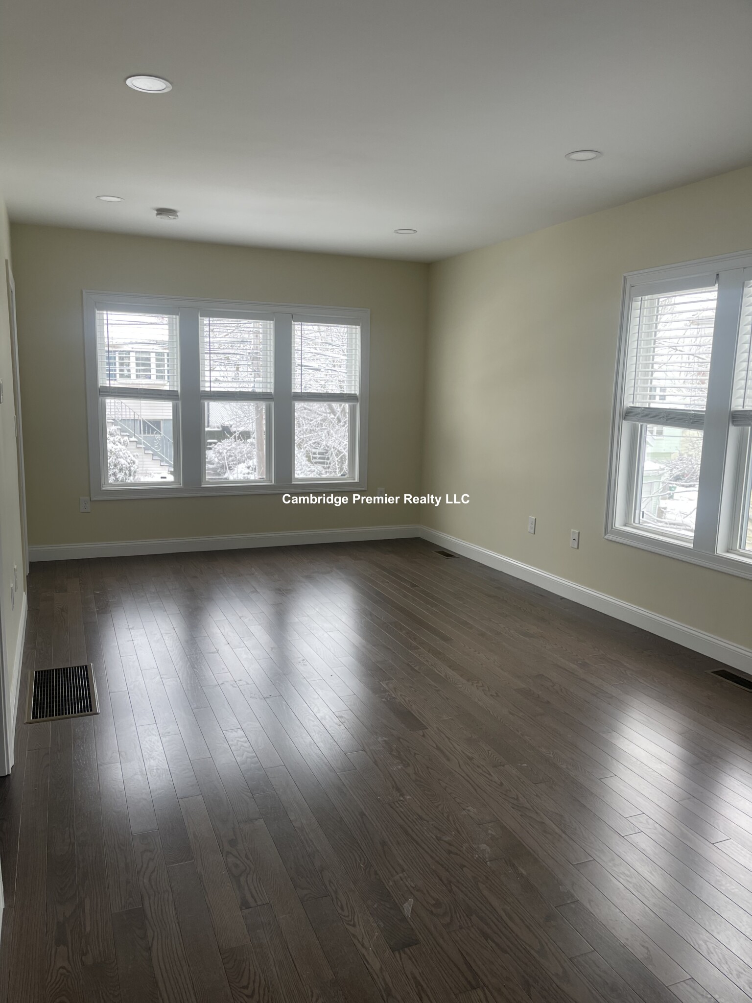 232 Fulton St, Medford