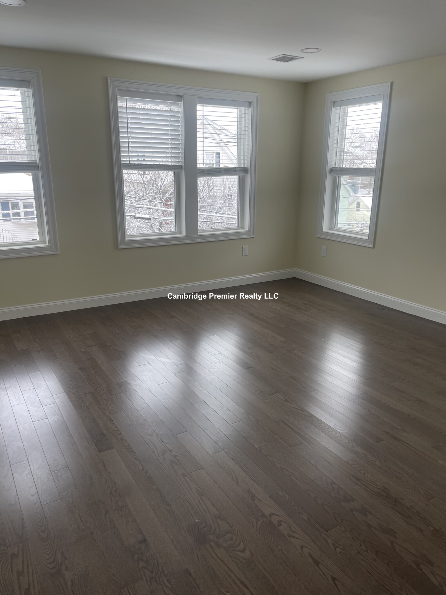 232 Fulton St, Medford