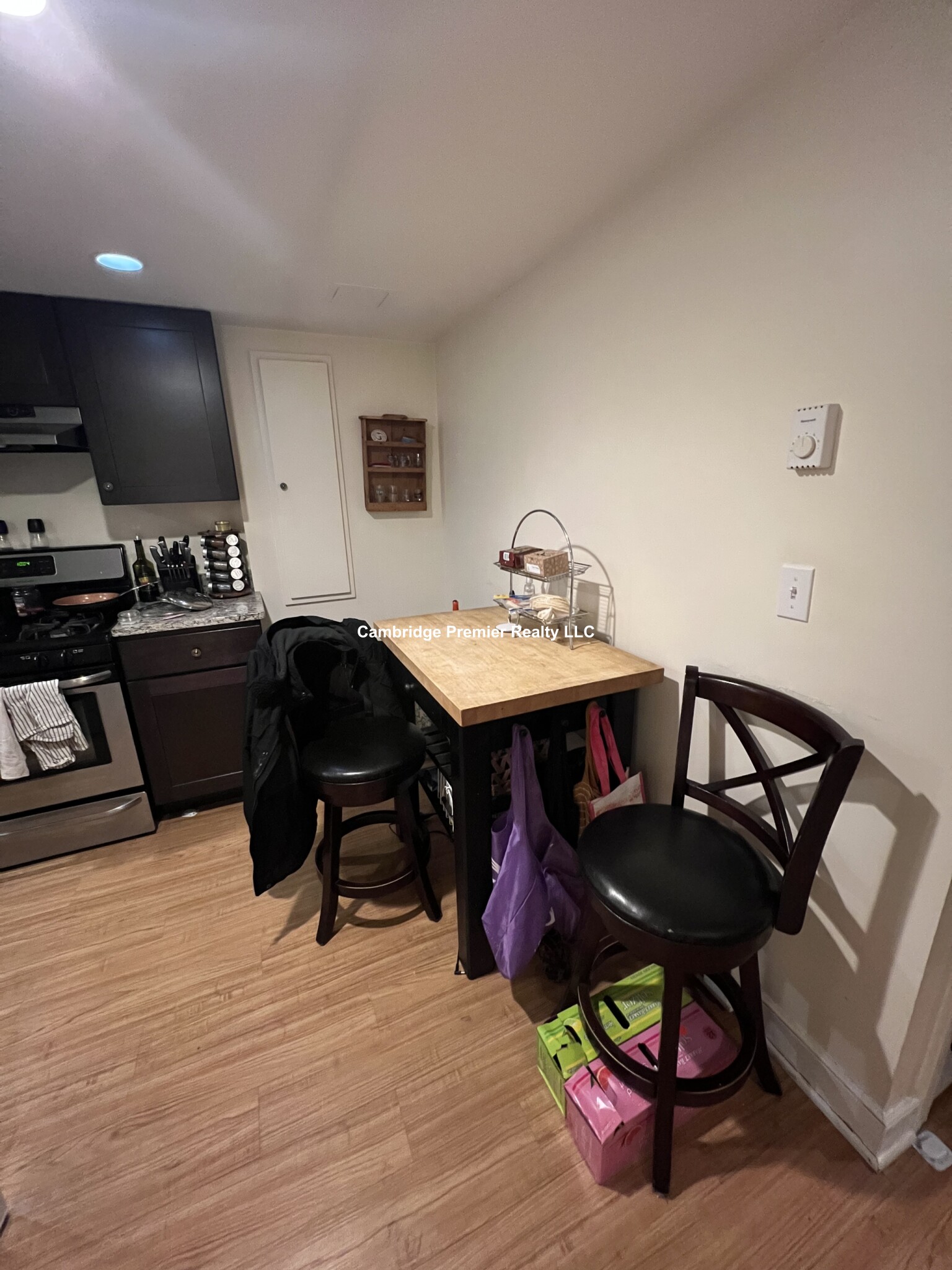 34 Chatham St, Central Square