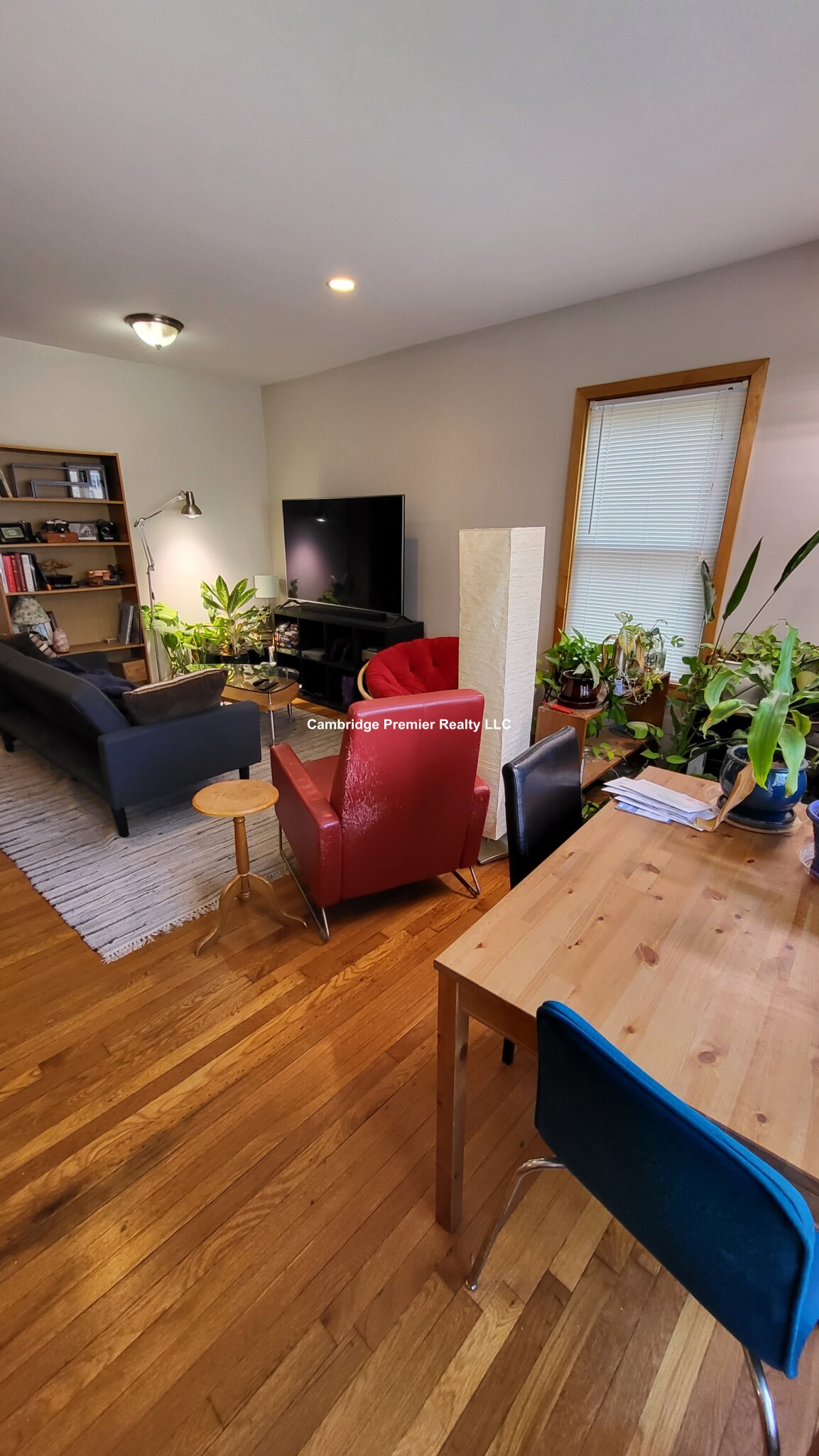 132 Columbia St, Central Square