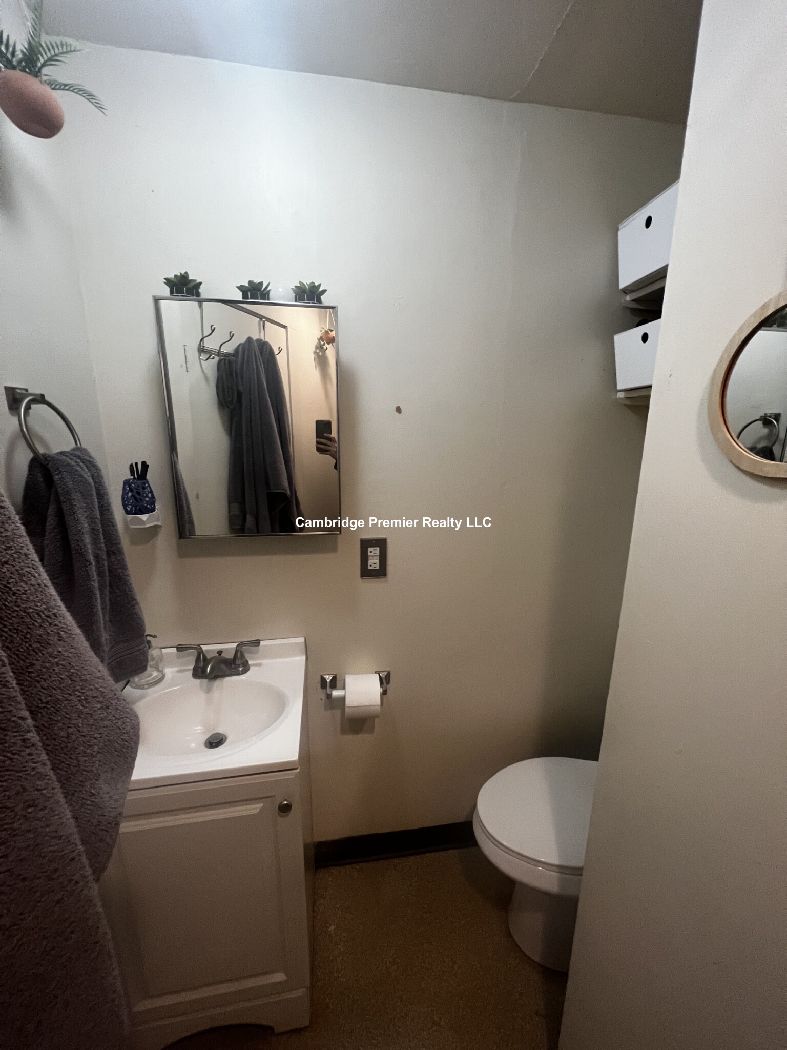 8 Evergreen Sq, Spring Hill