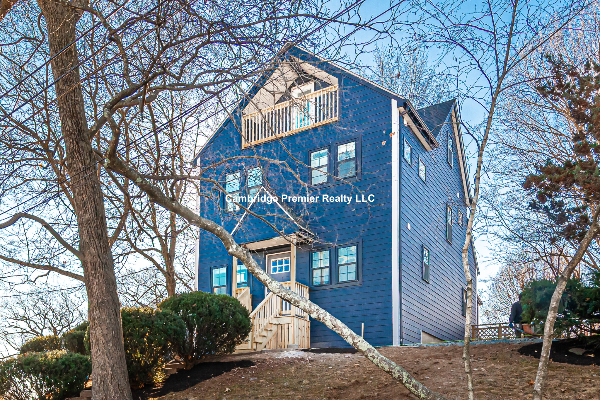 48 Caldwell Rd, West End