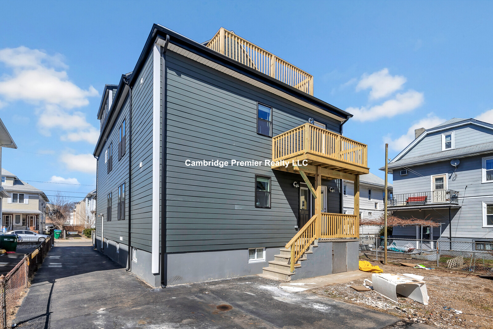 43 Wright Ave, Medford