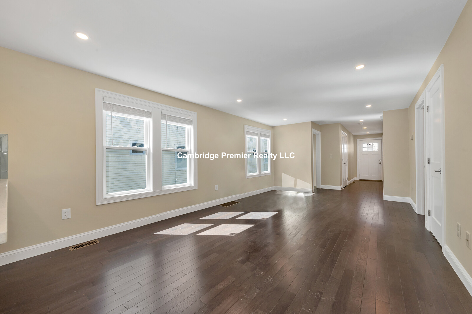 43 Wright Ave, Medford