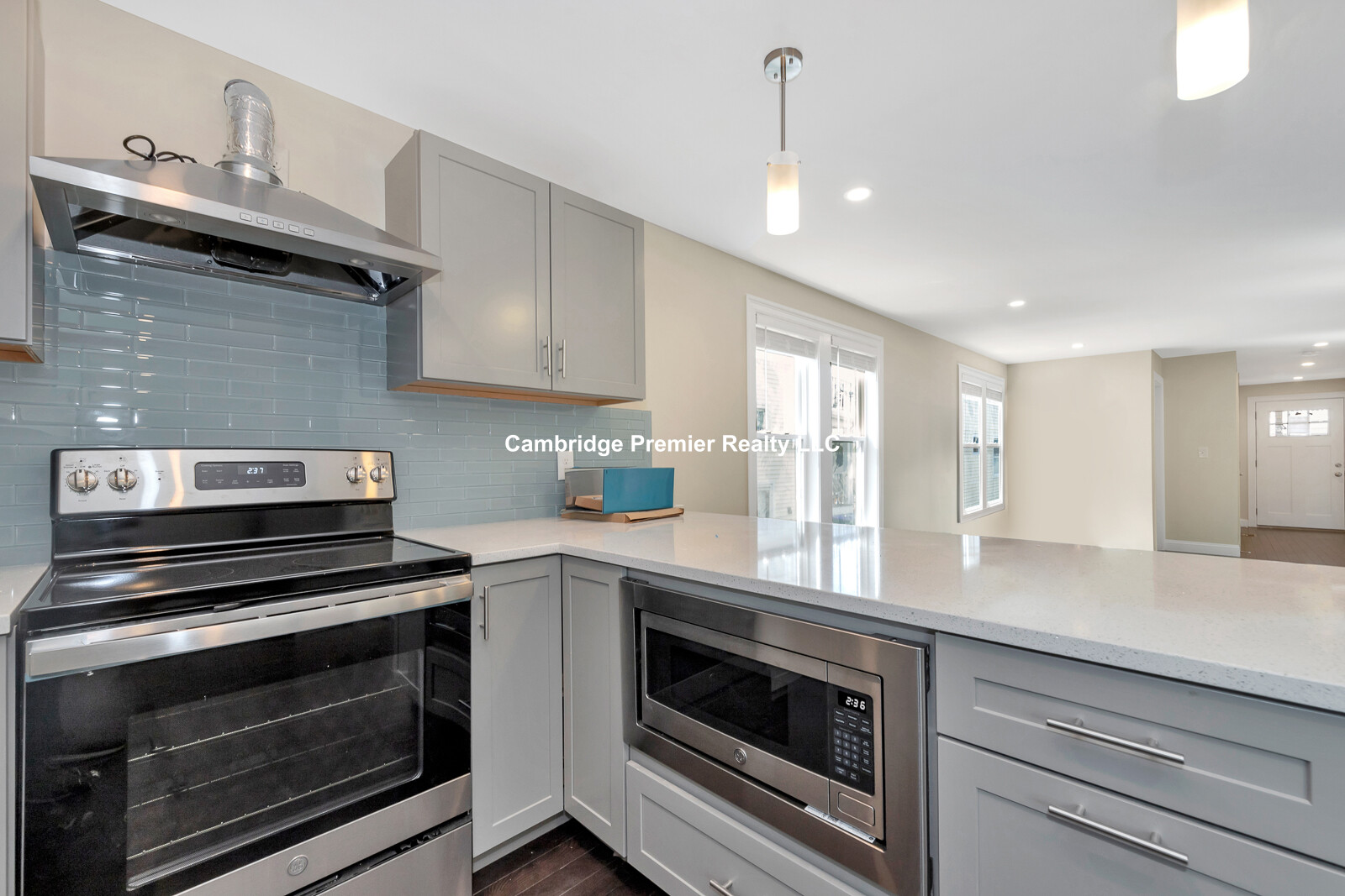 43 Wright Ave, Medford