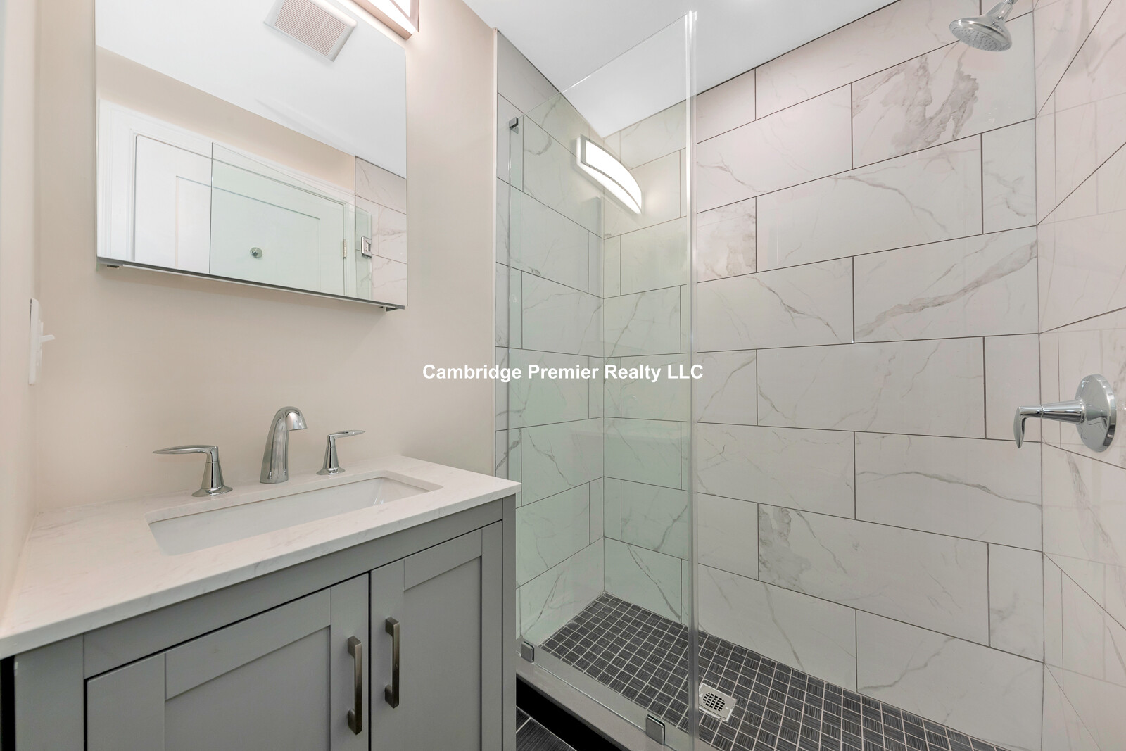 43 Wright Ave, Medford