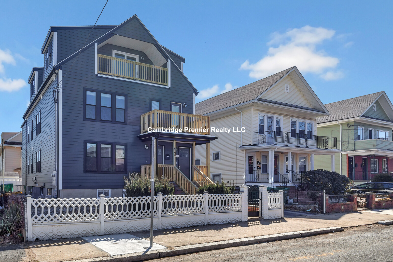 43 Wright Ave, Medford