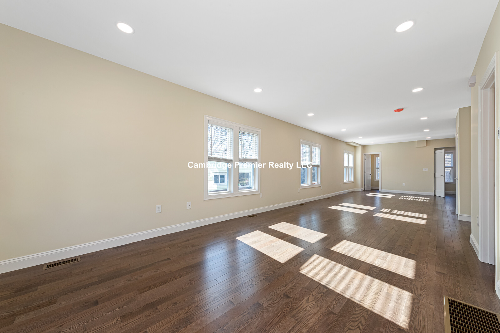 232 Fulton St, Medford