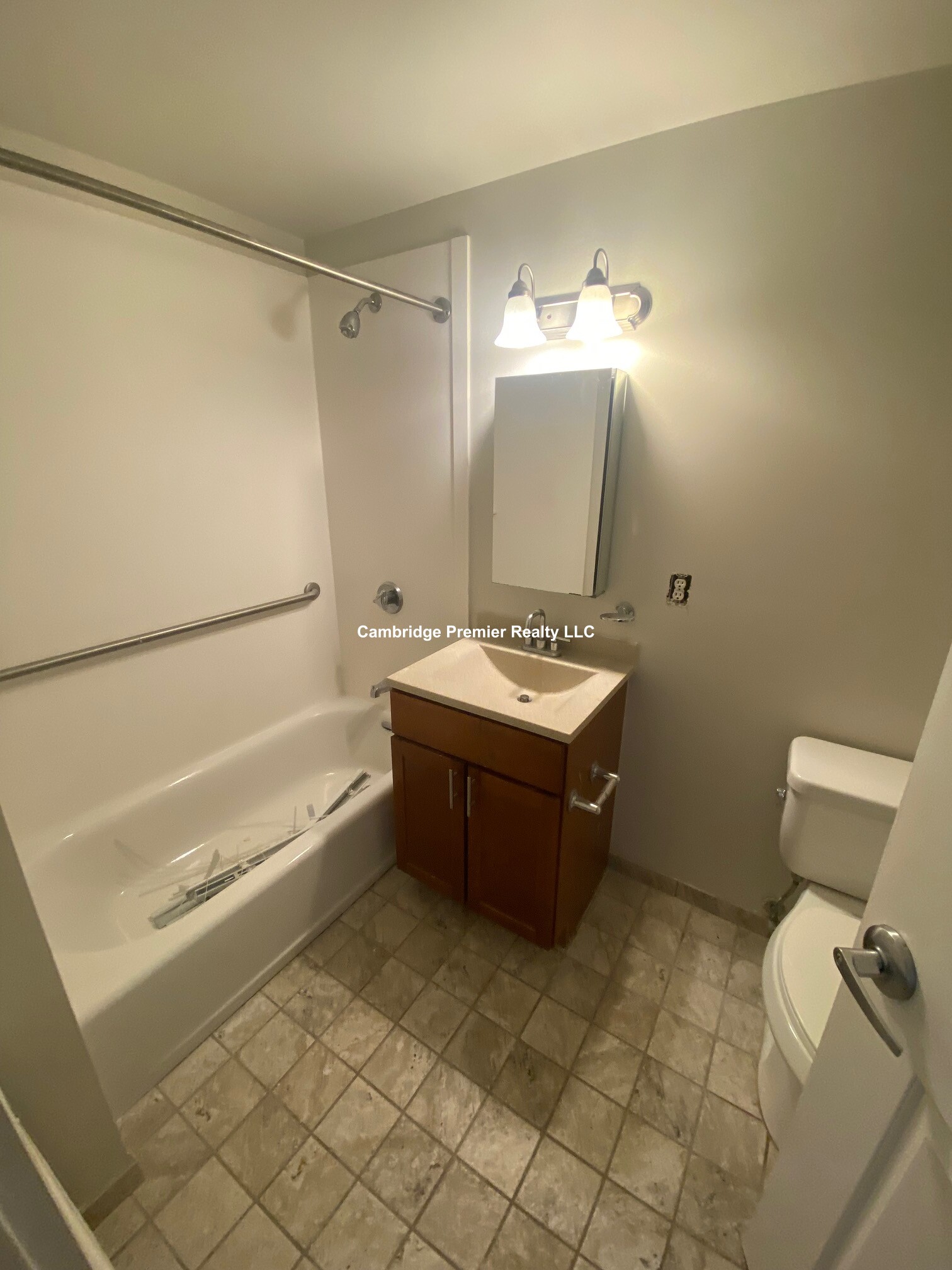 92 Brookline St, Cambridgeport