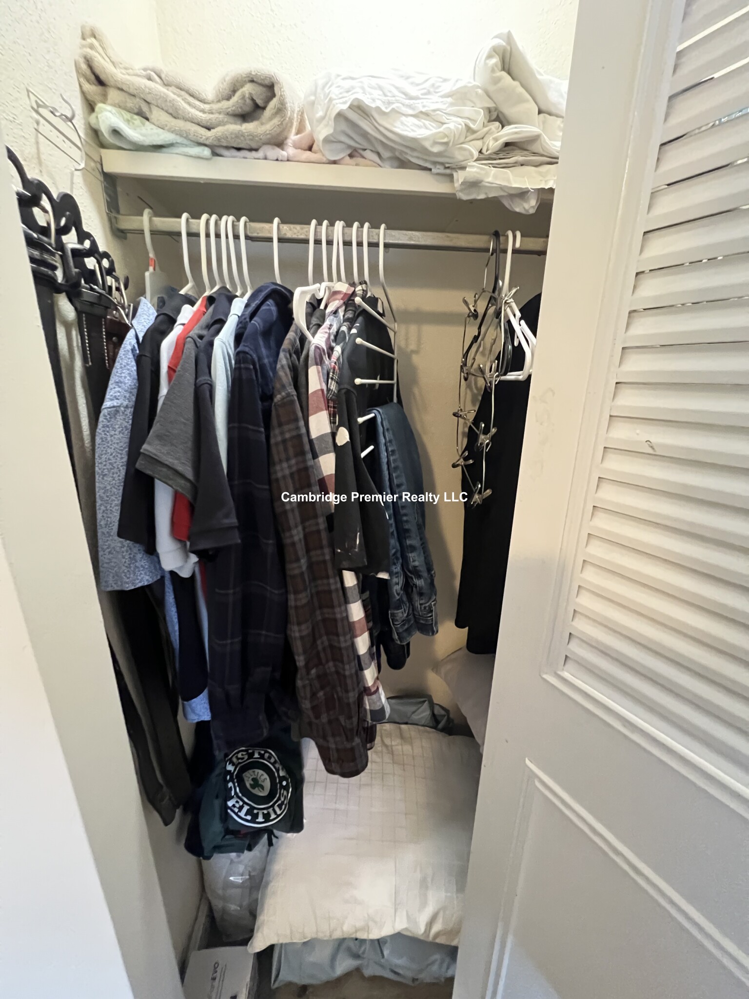 86 Newbury St, Teele Square