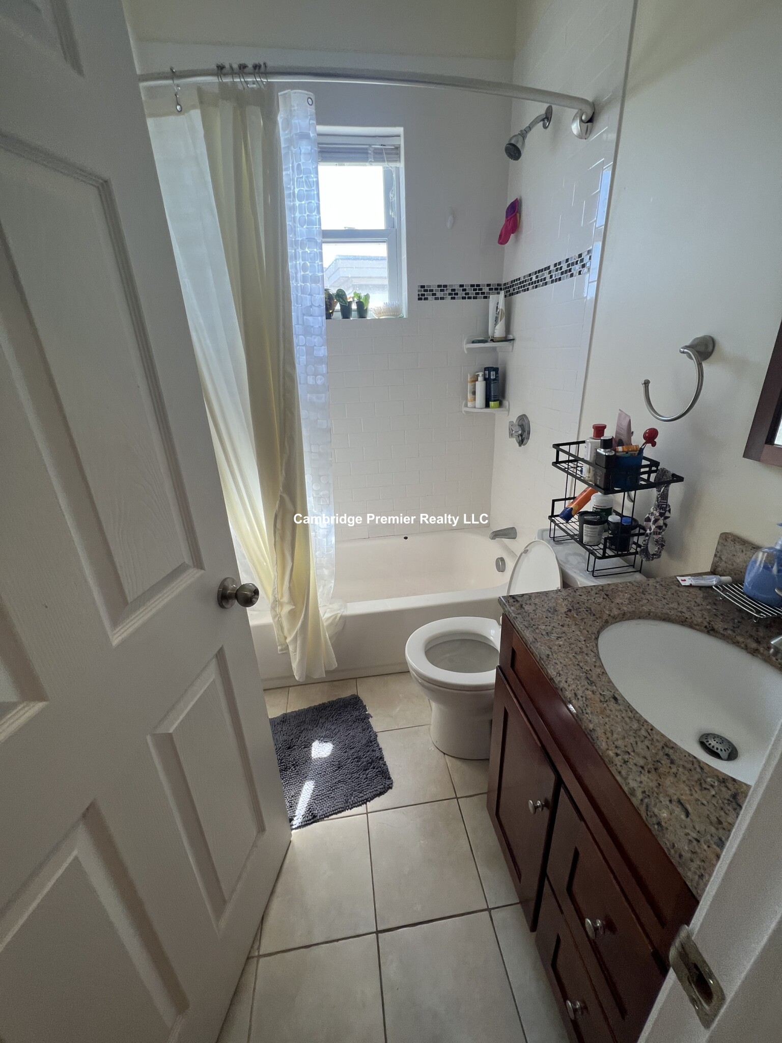 142 Holland St, Davis Square