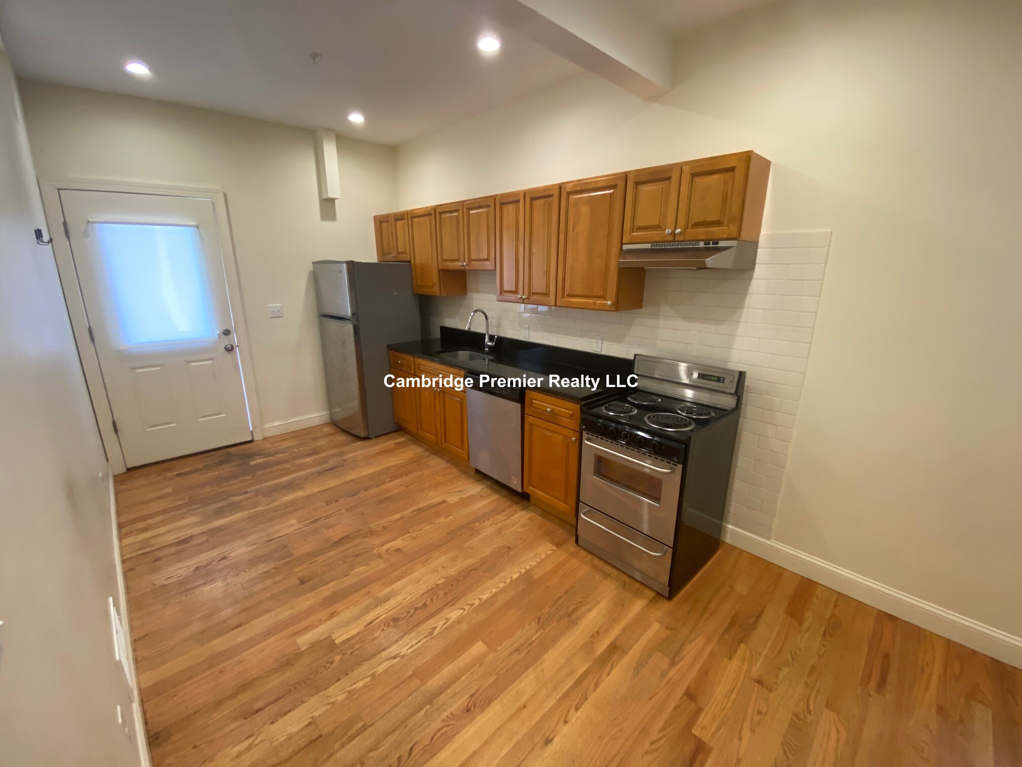 379 Harvard St, Mid Cambridge