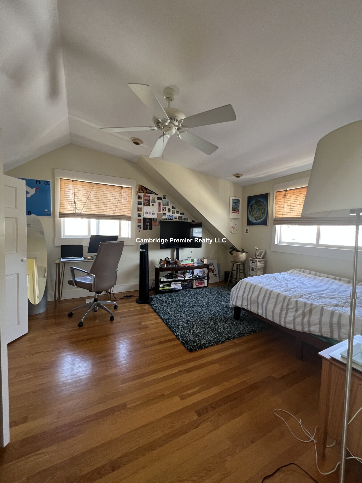 182 Charles St, East Cambridge