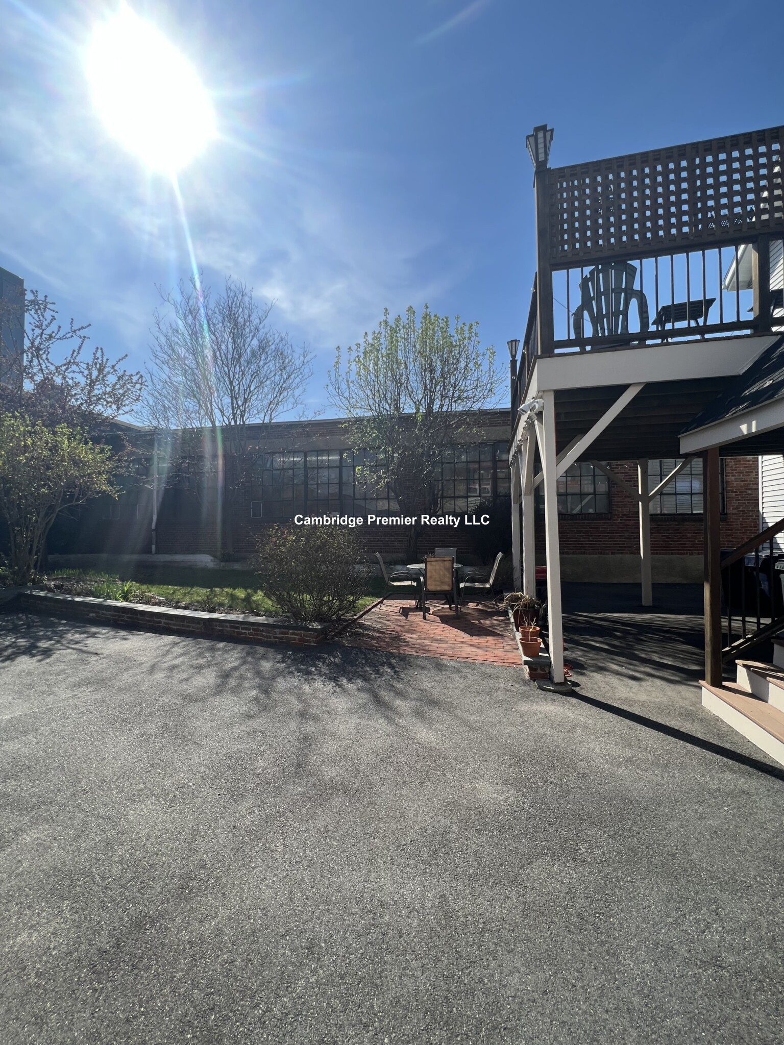 182 Charles St, East Cambridge