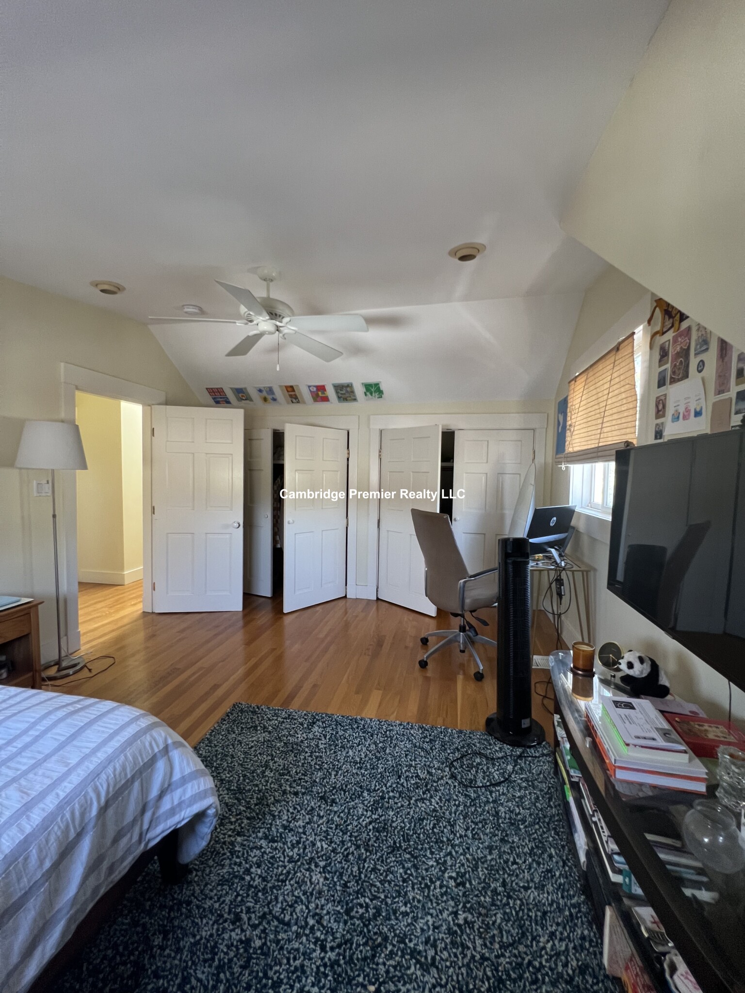 182 Charles St, East Cambridge