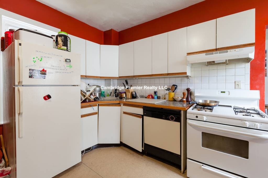 1 Whitney St, Mission Hill