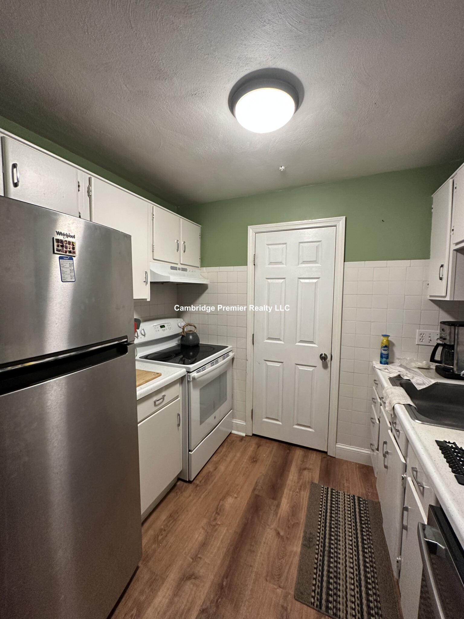 33 Washington St, Medford