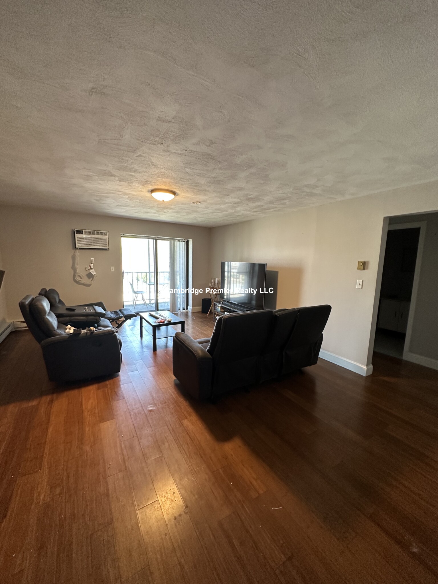 33 Washington St, Medford