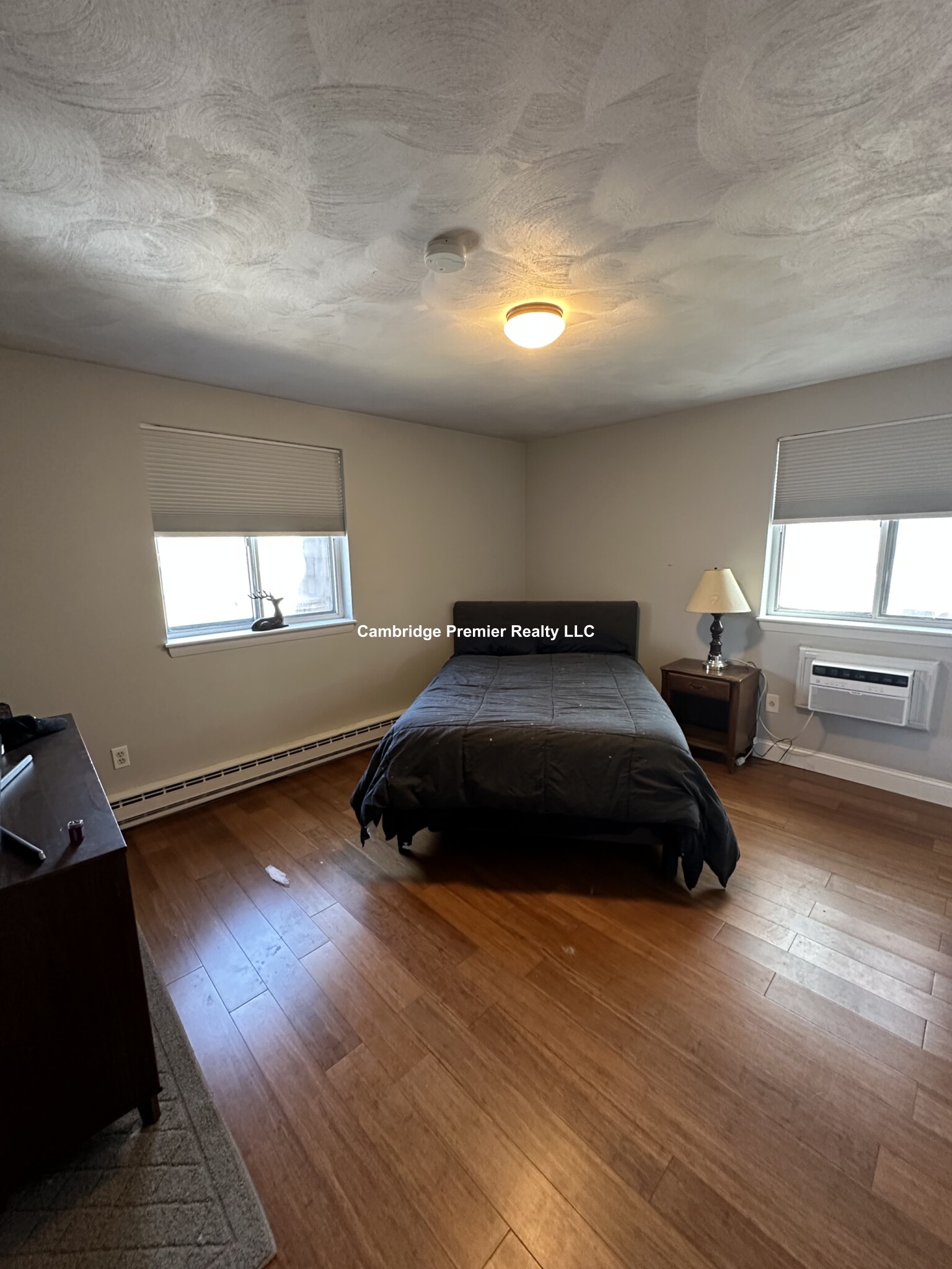 33 Washington St, Medford