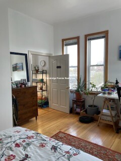 183 Columbia St, Cambridgeport