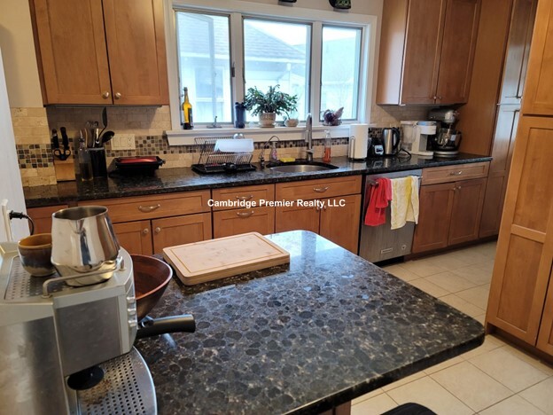 14 Matignon Rd, North Cambridge