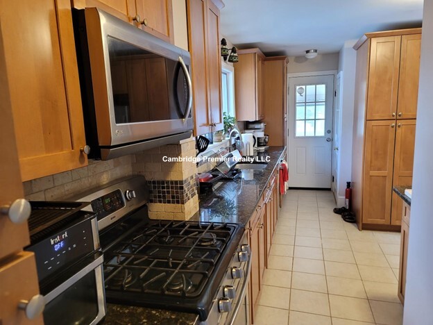 14 Matignon Rd, North Cambridge