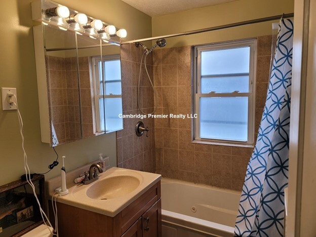 14 Matignon Rd, North Cambridge